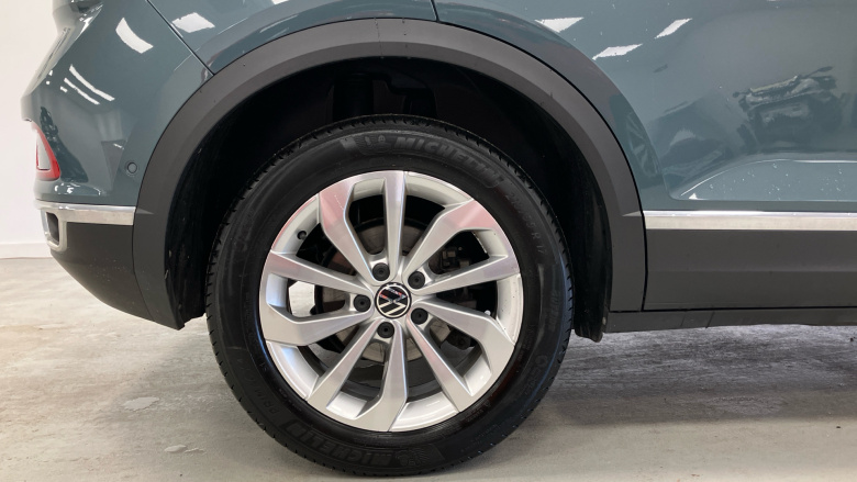 Volkswagen T-Roc 2.0 TSI 4MOTION Style 5dr DSG Petrol Hatchback